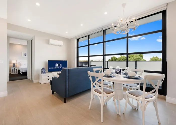 The Hamptons Apartments - St Kilda